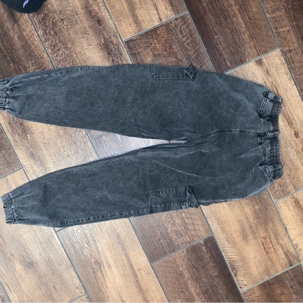 Black cargo pants NWOT